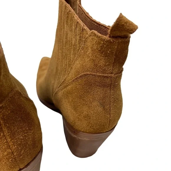 Marc Fisher Gadri Pointed Toe Bootie Rhum Suede Size 10 Stacked Heel - Picture 8 of 8